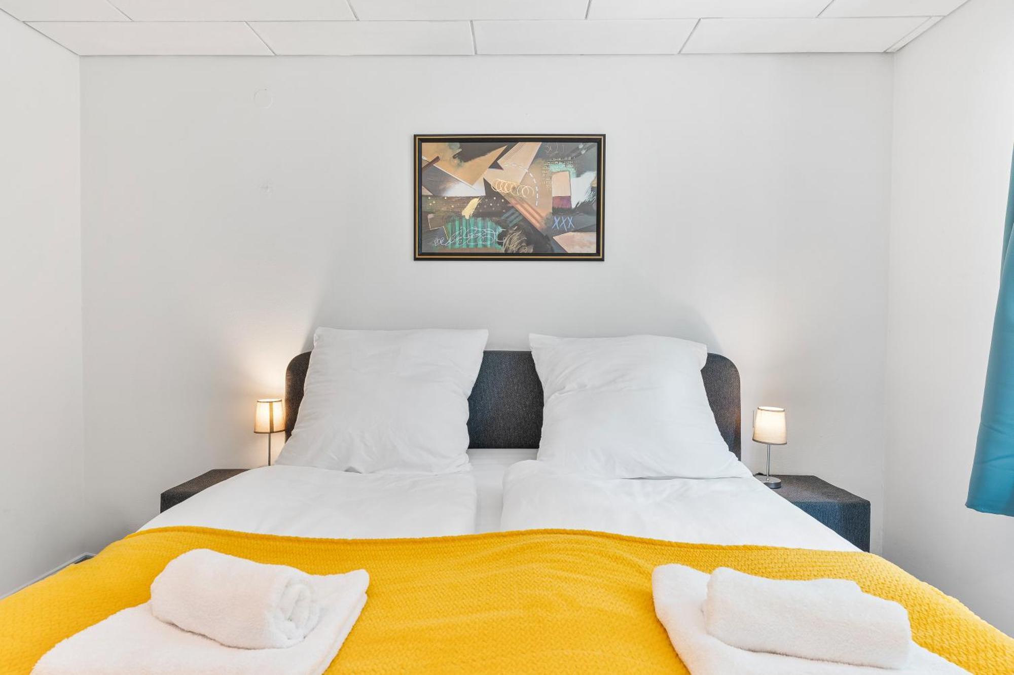 オストフィルダーンSunshine - 4 Personen Airport Messe Mit Tg-Garageアパートメント エクステリア 写真